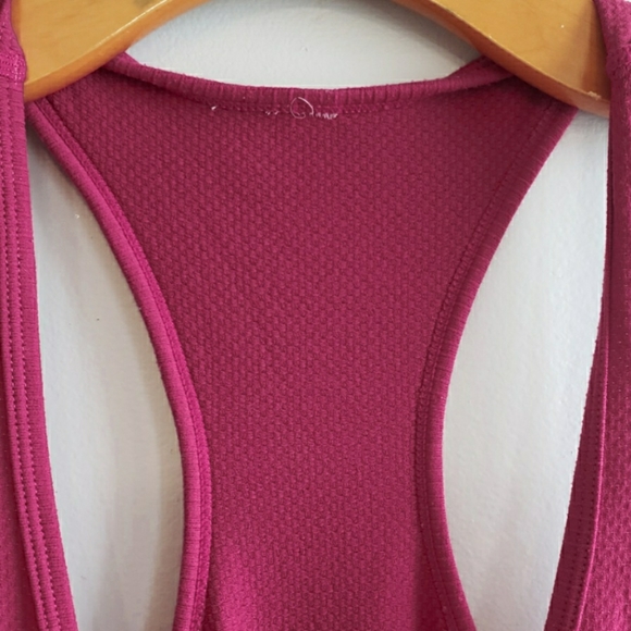 Fabletics Seamless Tank - Picture 5 of 9